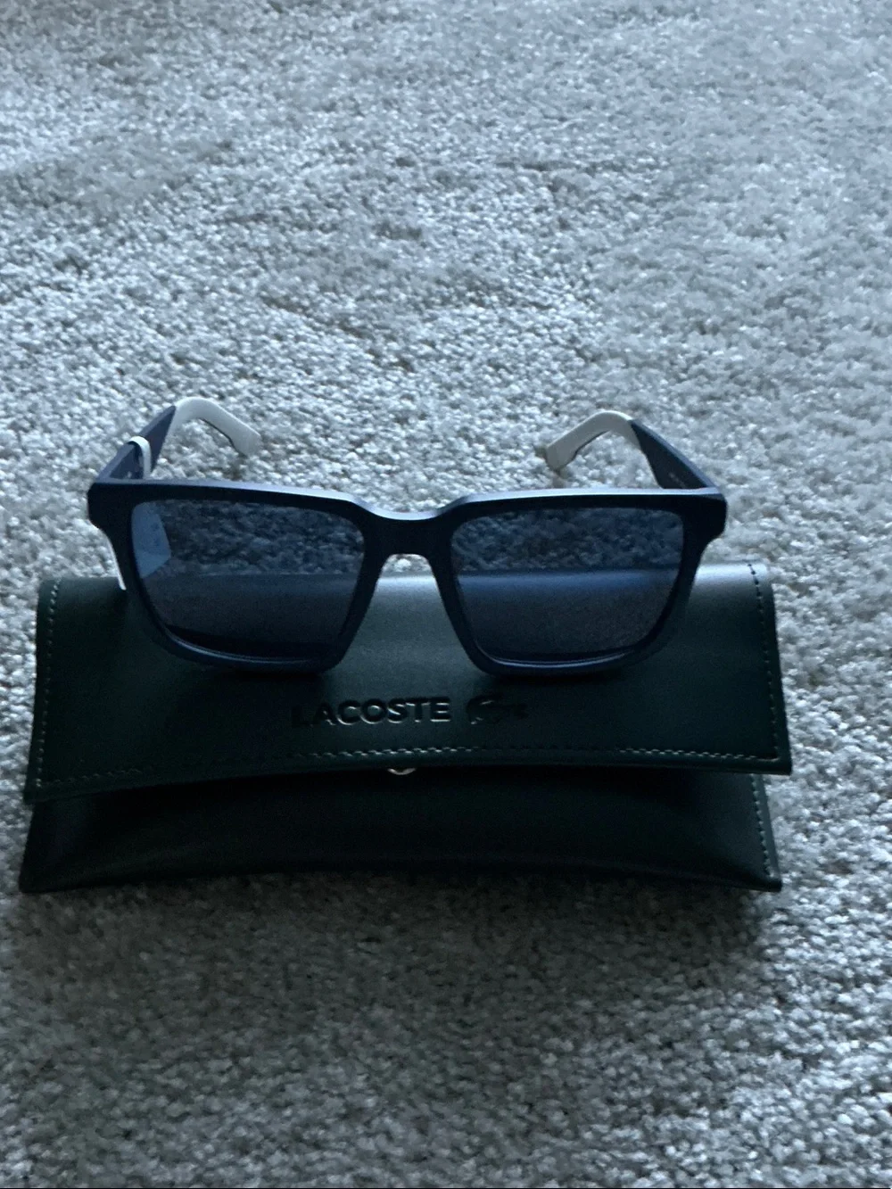 LacosteRectangular Sunglasses with Case - Matte Blue